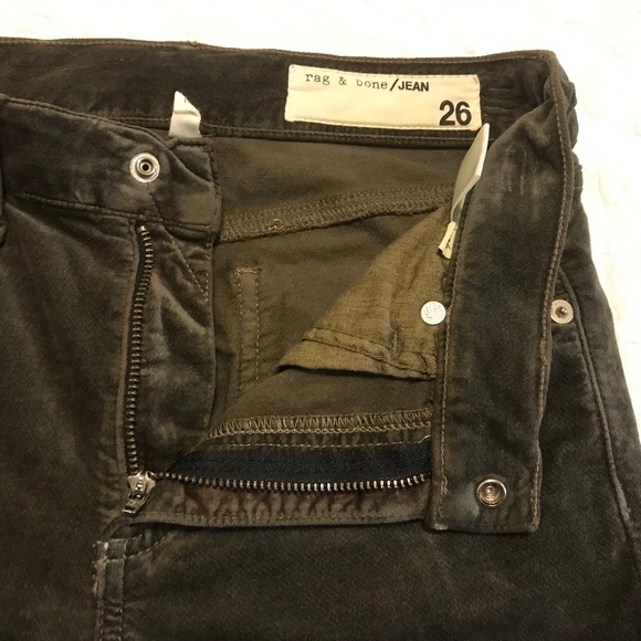 Rag & Bone Olive Velvet 5-pocket cropped skinny jeans with zippered ankles (26) - Picture 11 of 16
